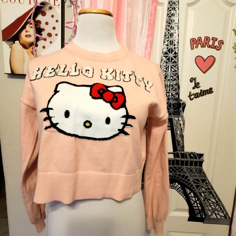 Hello Kitty Pink Sweater XS Logo